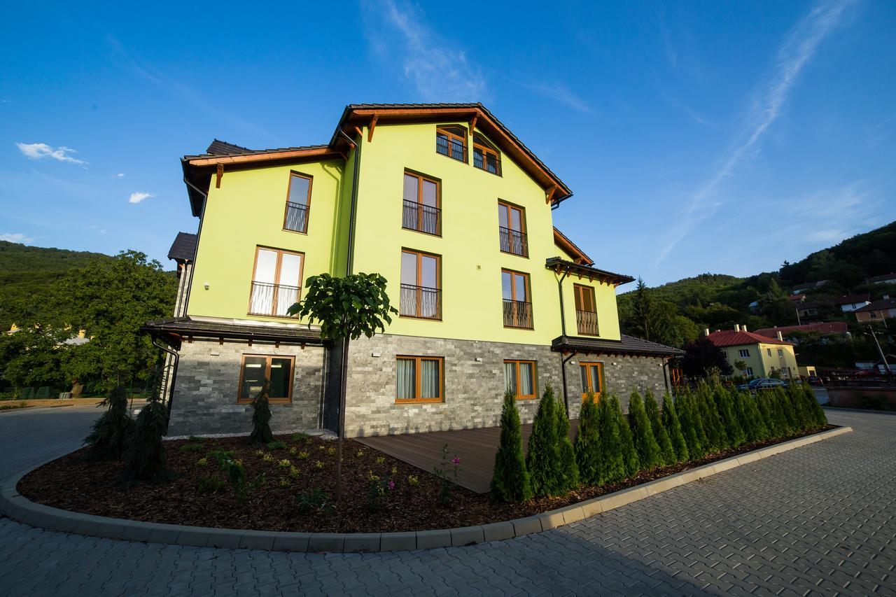 Hotel Daro Banská Štiavnica Esterno foto